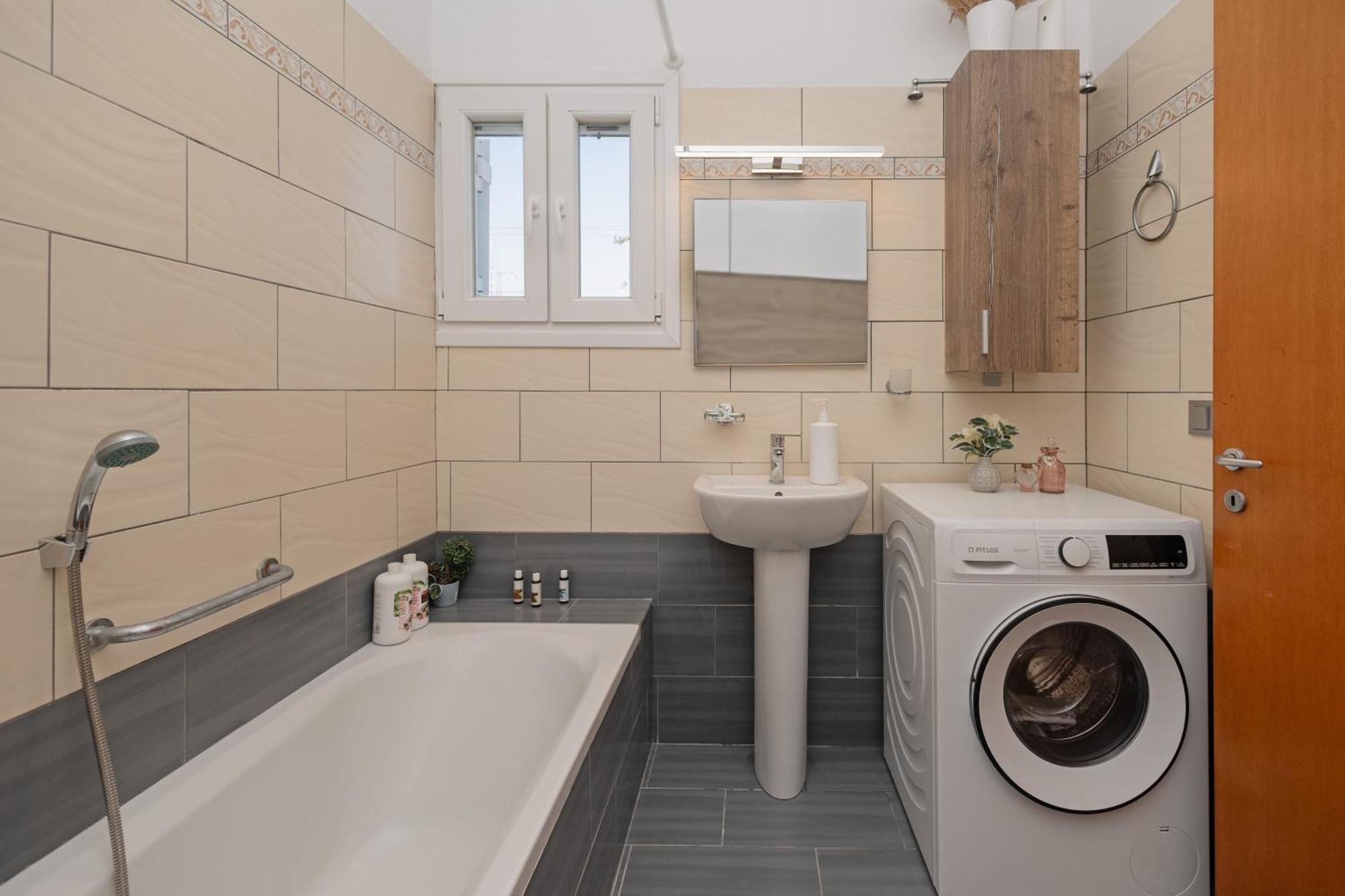 Apartment Vasilis Modern Alepou