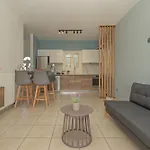 Vasilis Modern Apt